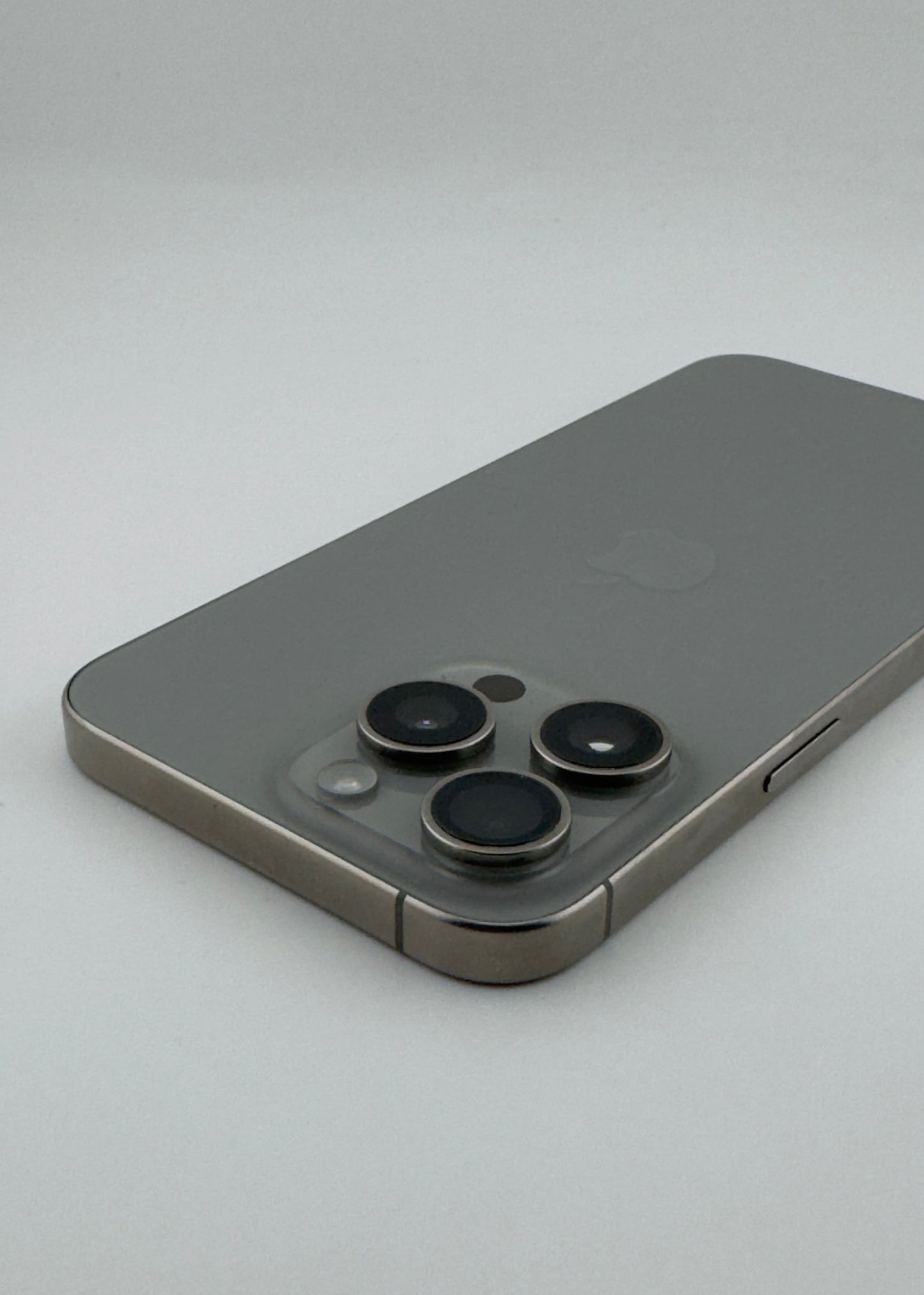 IPHONE 15 PRO MAX/ NATURAL TITANIO / 256GB