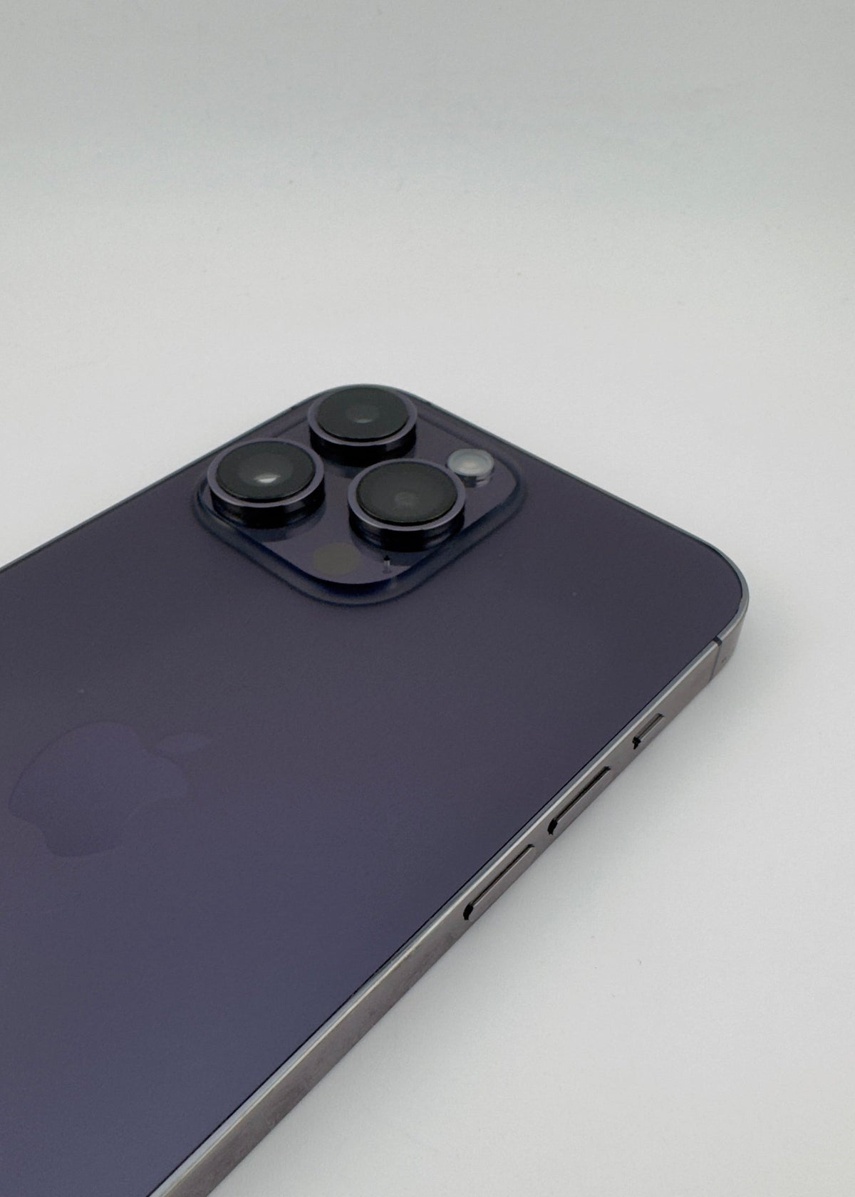 IPHONE 14 PRO MAX / MORADO OSCURO / 256GB