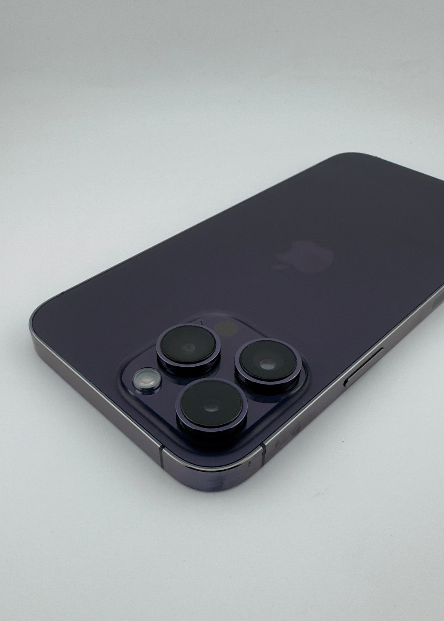 IPHONE 14 PRO MAX / MORADO OSCURO / 256GB