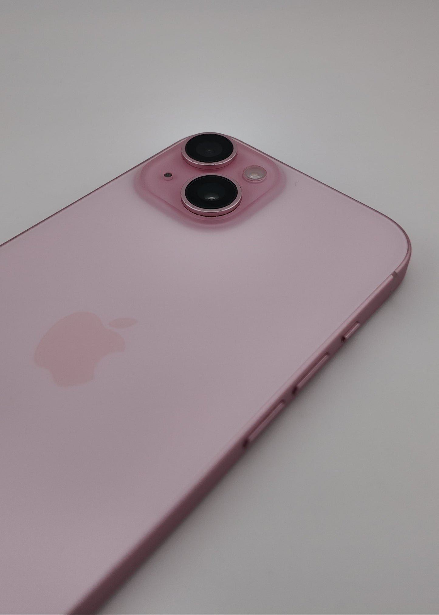 IPHONE 15 / ROSA / 128GB