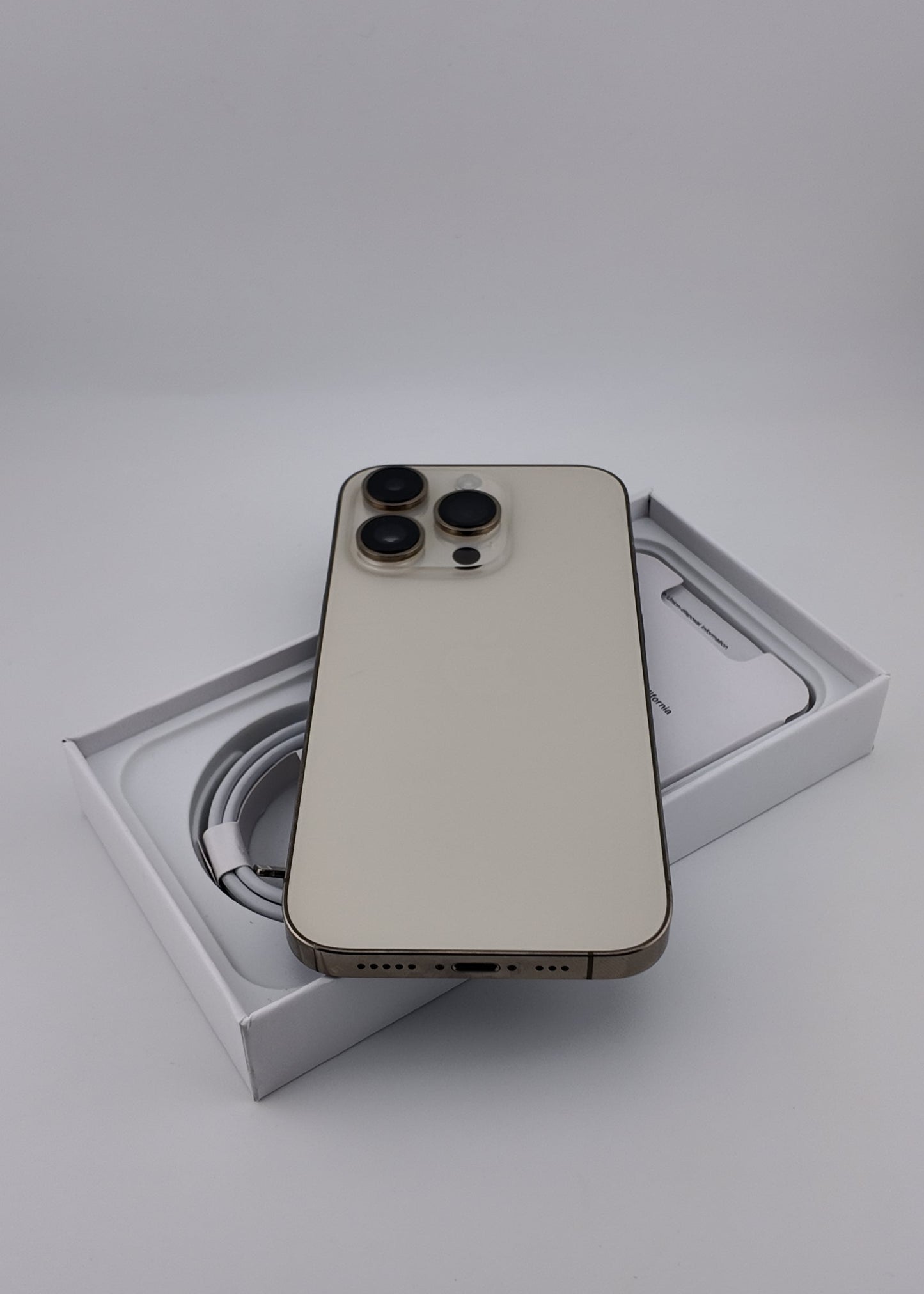 IPHONE 14 PRO / DORADO / 512GB