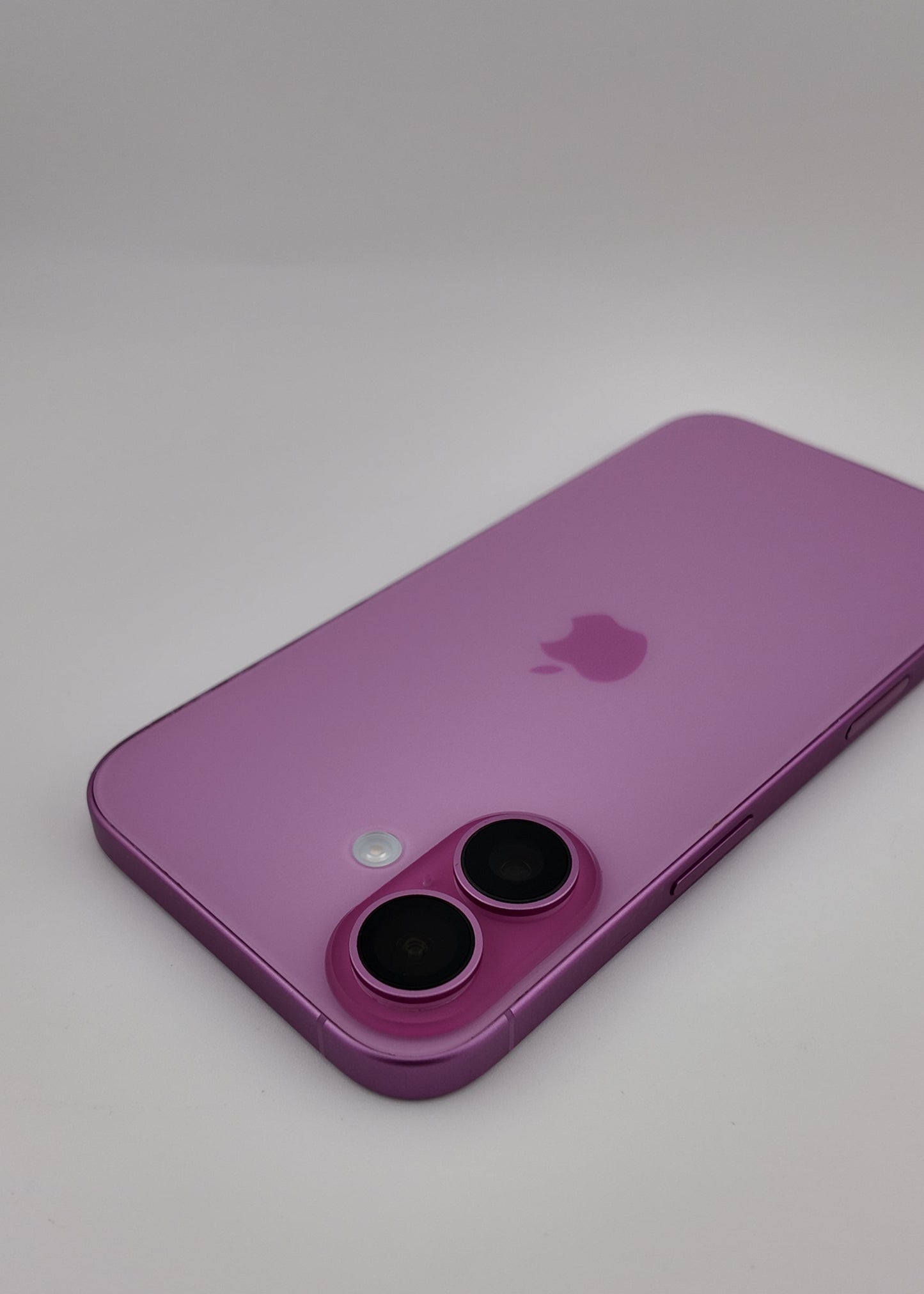 IPHONE 16 / ROSA / 128GB