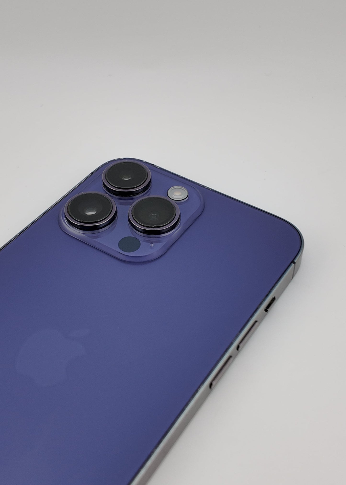 IPHONE 14 PRO MAX / MORADO OSCURO / 128GB