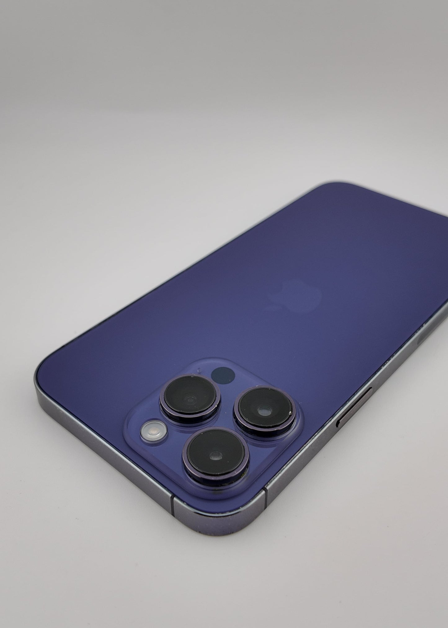 IPHONE 14 PRO MAX / MORADO OSCURO / 128GB