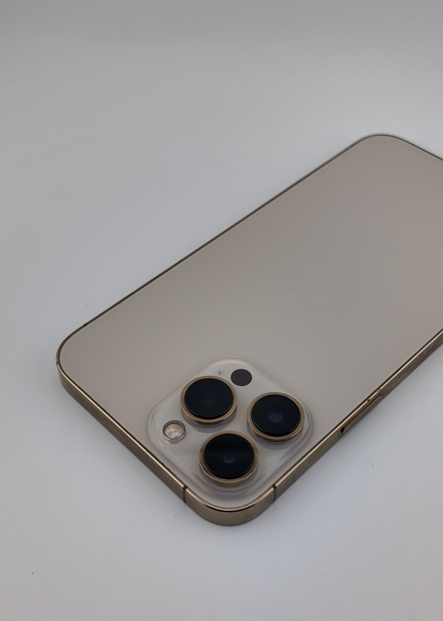 IPHONE 13 PRO MAX / DORADO / 256GB