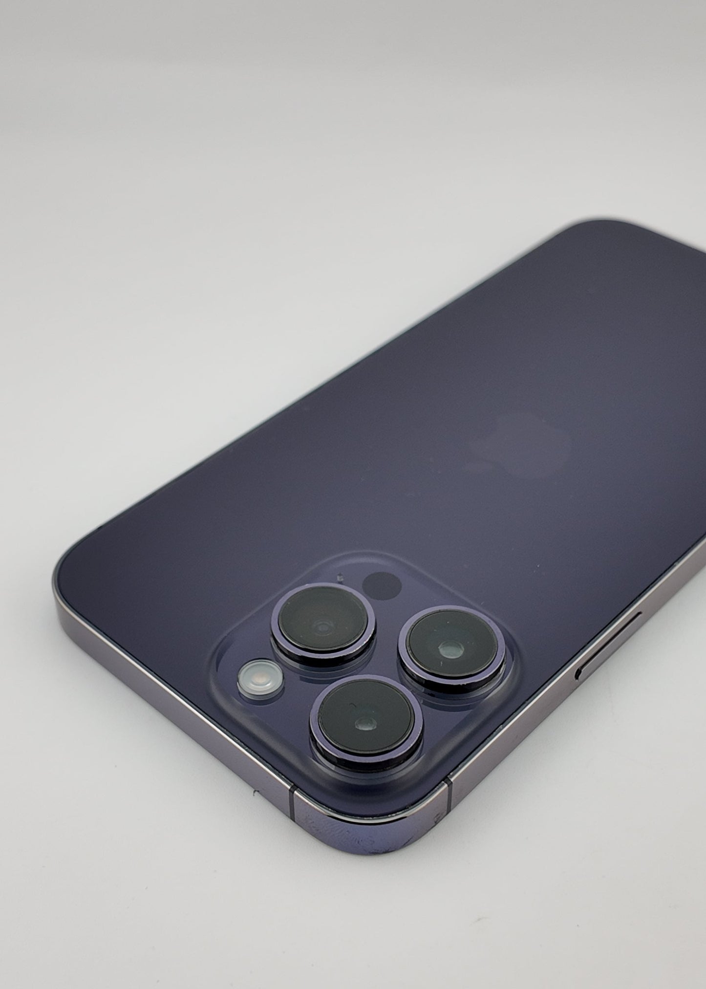 IPHONE 14 PRO MAX / MORADO OSCURO / 256GB