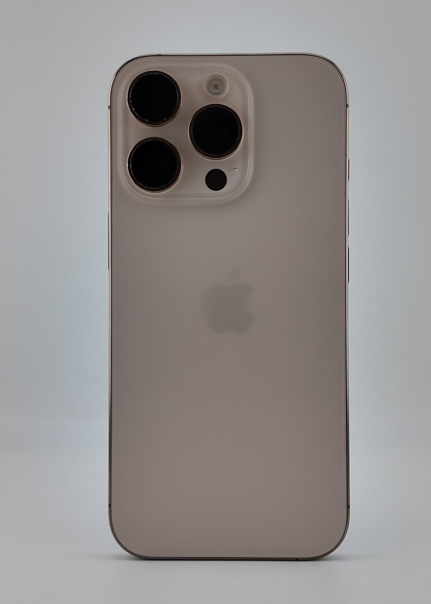 IPHONE 16 PRO / DESIERTO TITANIO / 128GB
