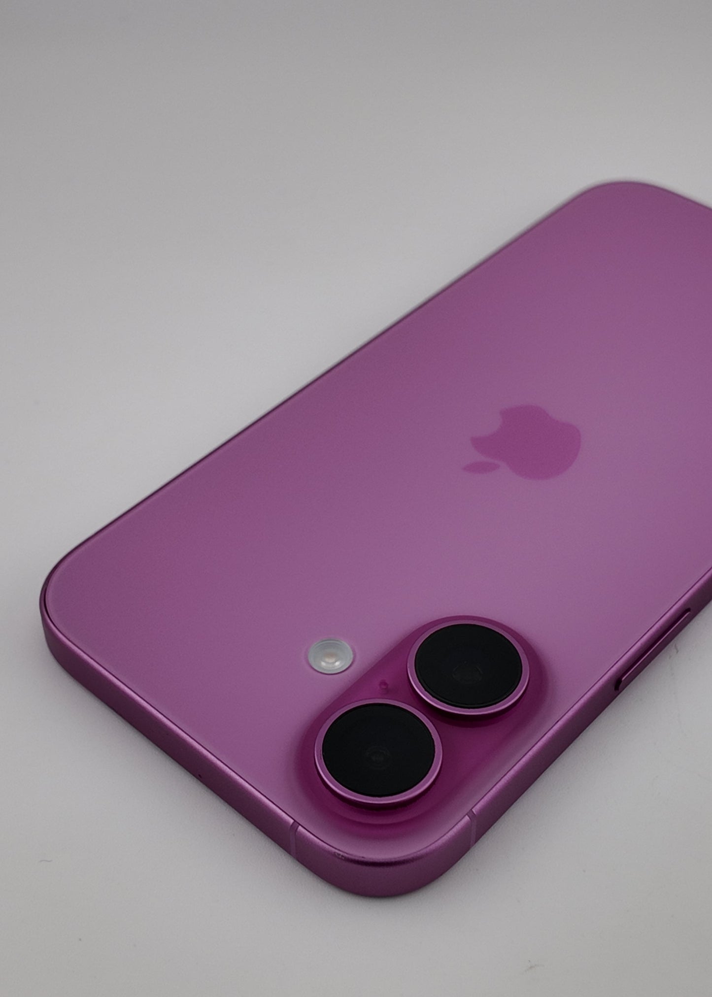 IPHONE 16 / ROSA / 128GB