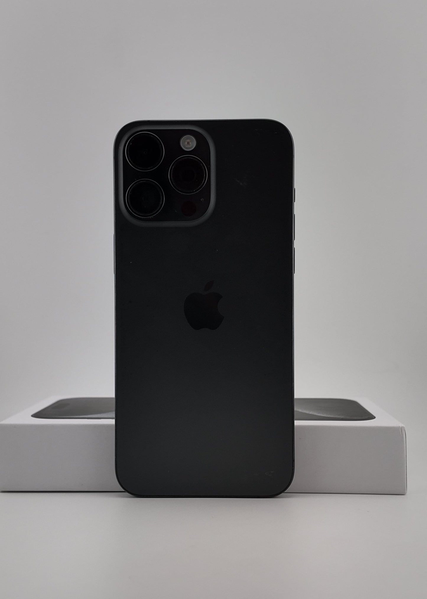 IPHONE 15 PRO MAX / NEGRO TITANIO / 1000GB