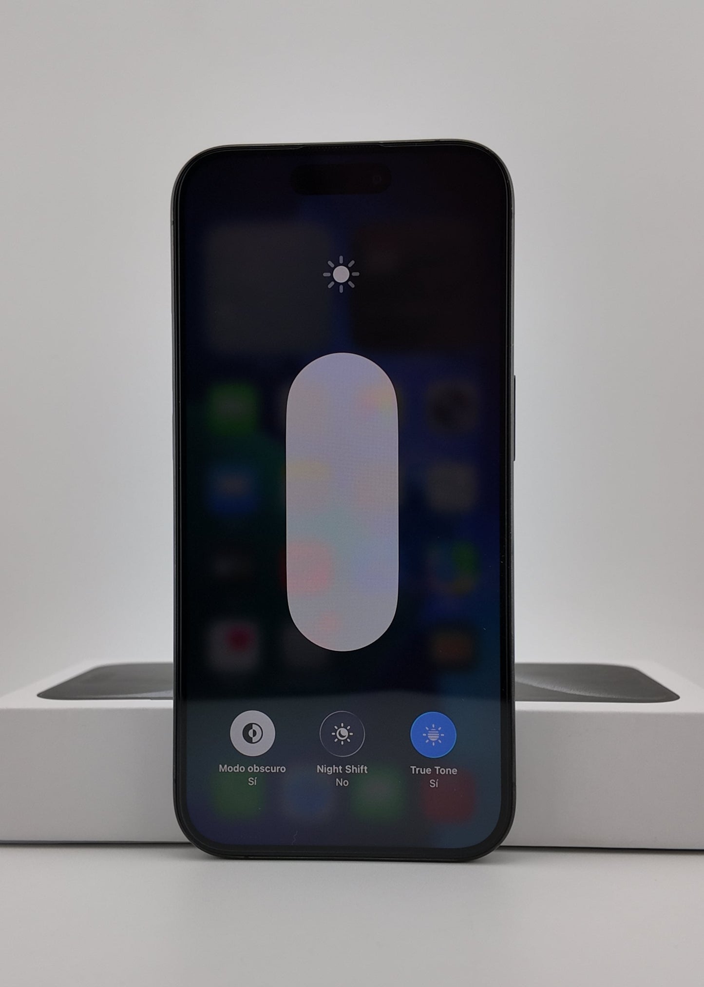 IPHONE 15 PRO / NEGRO TITANIO / 128GB