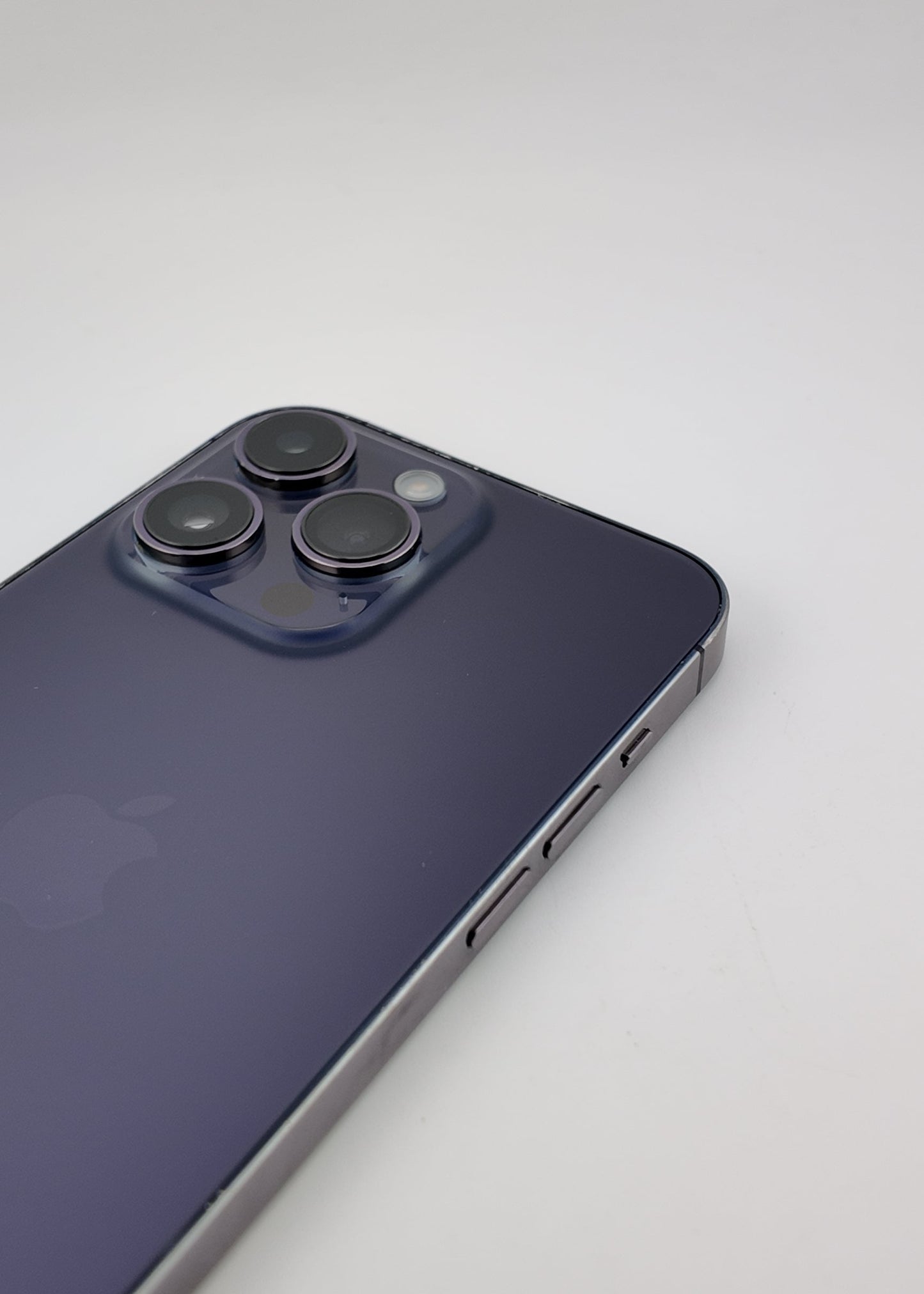 IPHONE 14 PRO MAX / MORADO OSCURO / 128GB