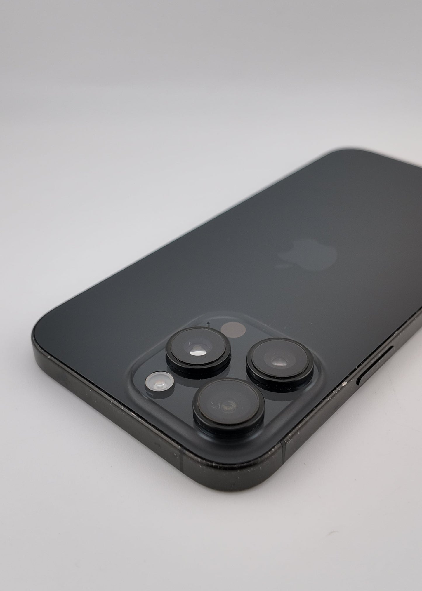 IPHONE 16 PRO MAX / NEGRO TITANIO / 256GB