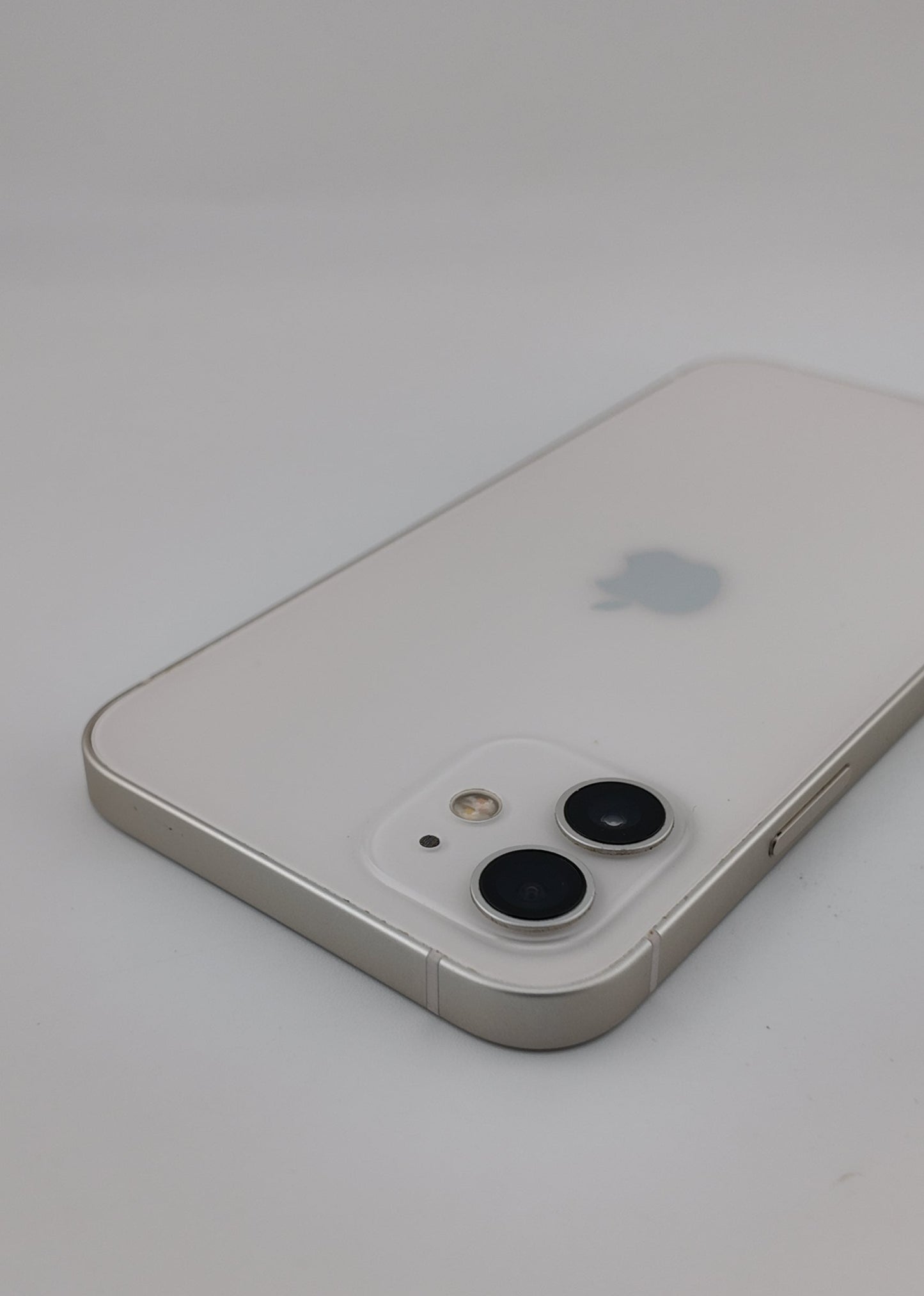 IPHONE 12 / BLANCO / 64GB