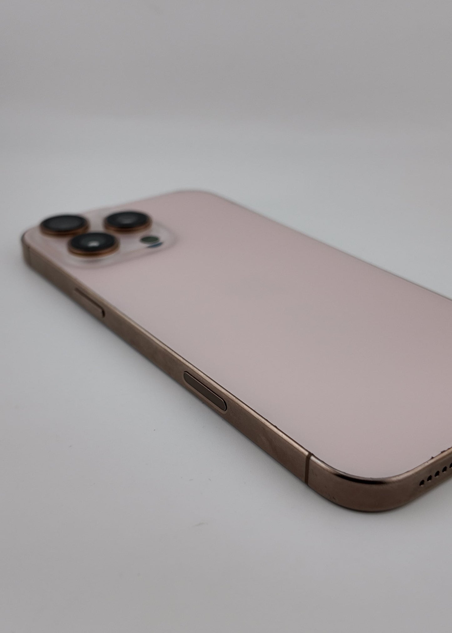 IPHONE 16 PRO MAX / DESIERTO TITANIO / 256GB