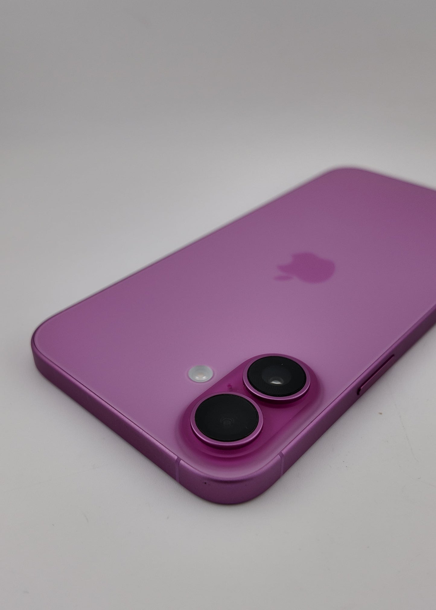 IPHONE 16 PLUS / ROSADO / 128GB