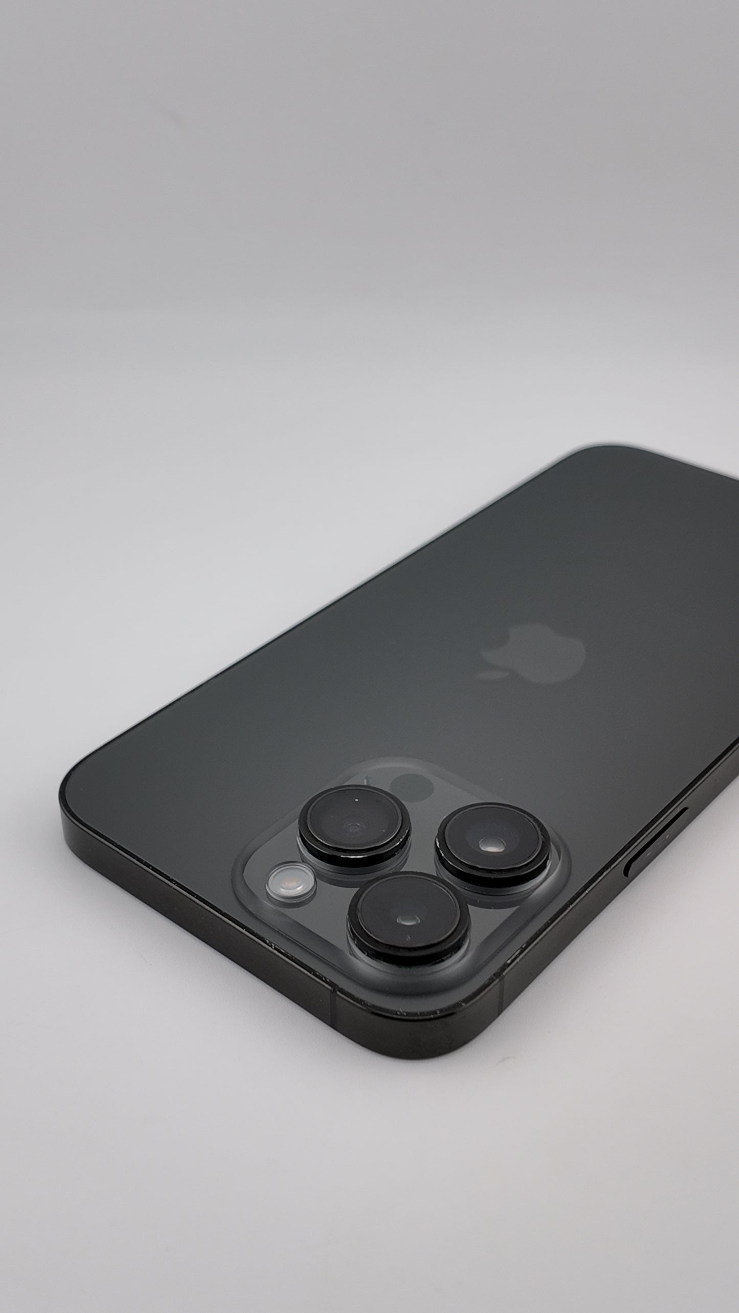 IPHONE 14 PRO MAX / NEGRO ESPACIAL / 256GB