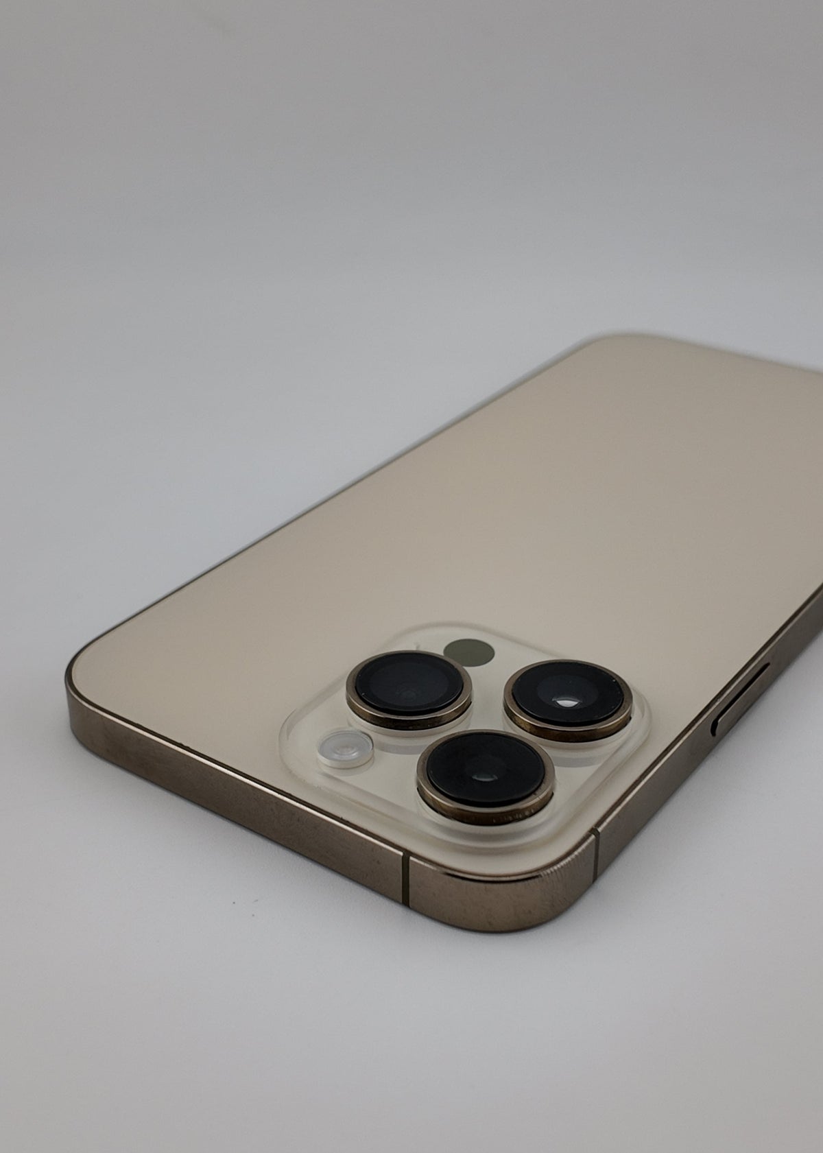 IPHONE 14 PRO MAX / DORADO / 256GB